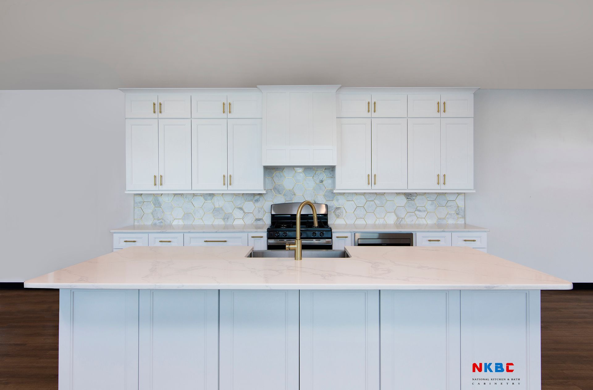 Double Shaker White Cabinet 15
