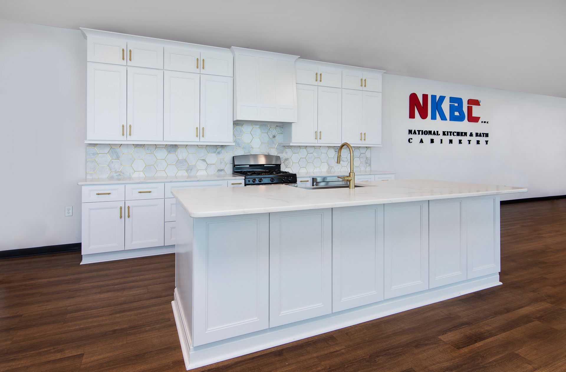 Double Shaker White Cabinet 14