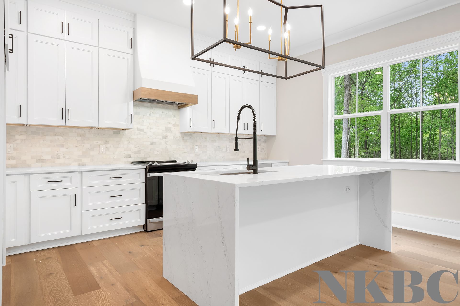 Double Shaker White Cabinet 3