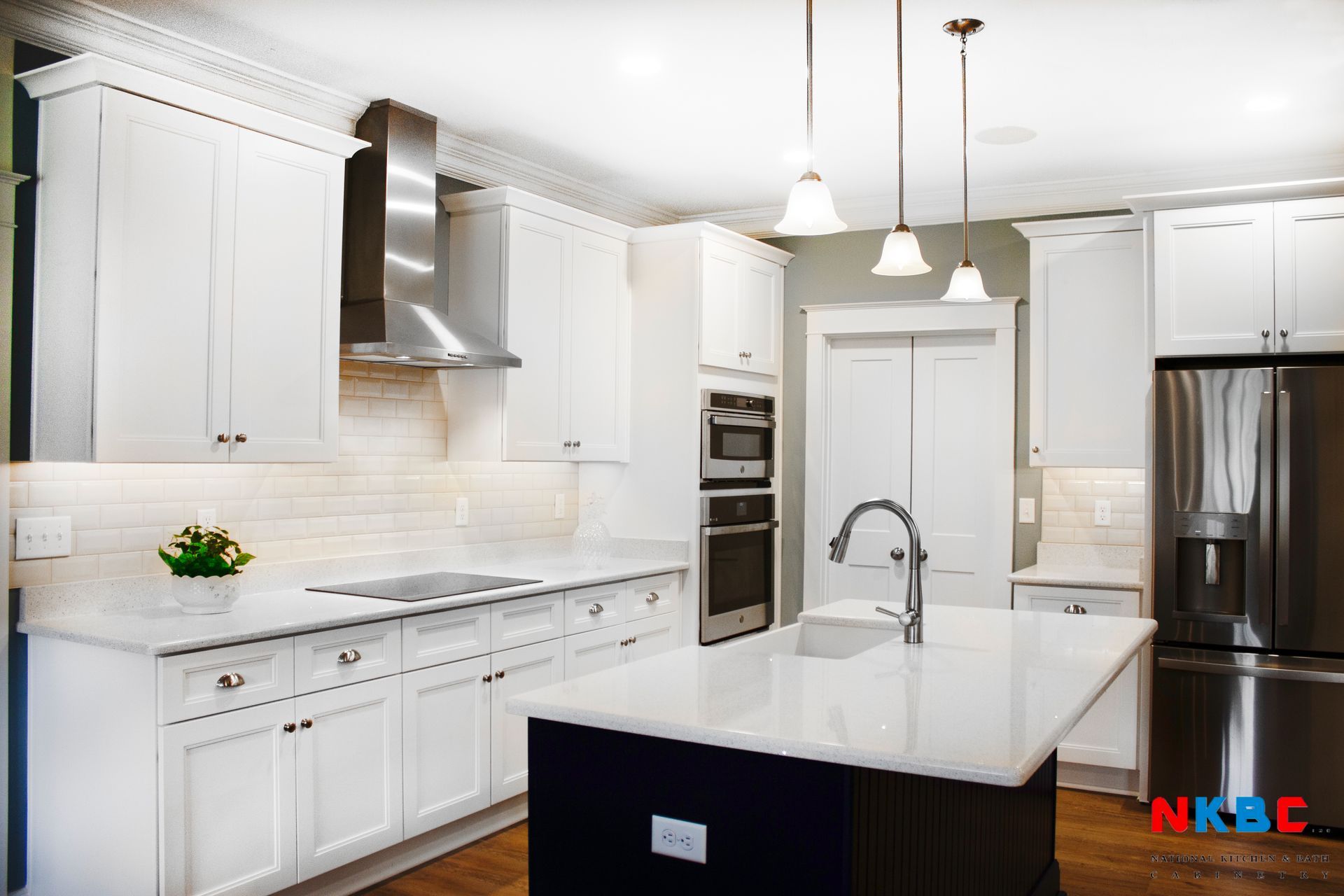 Double Shaker White Cabinet 7