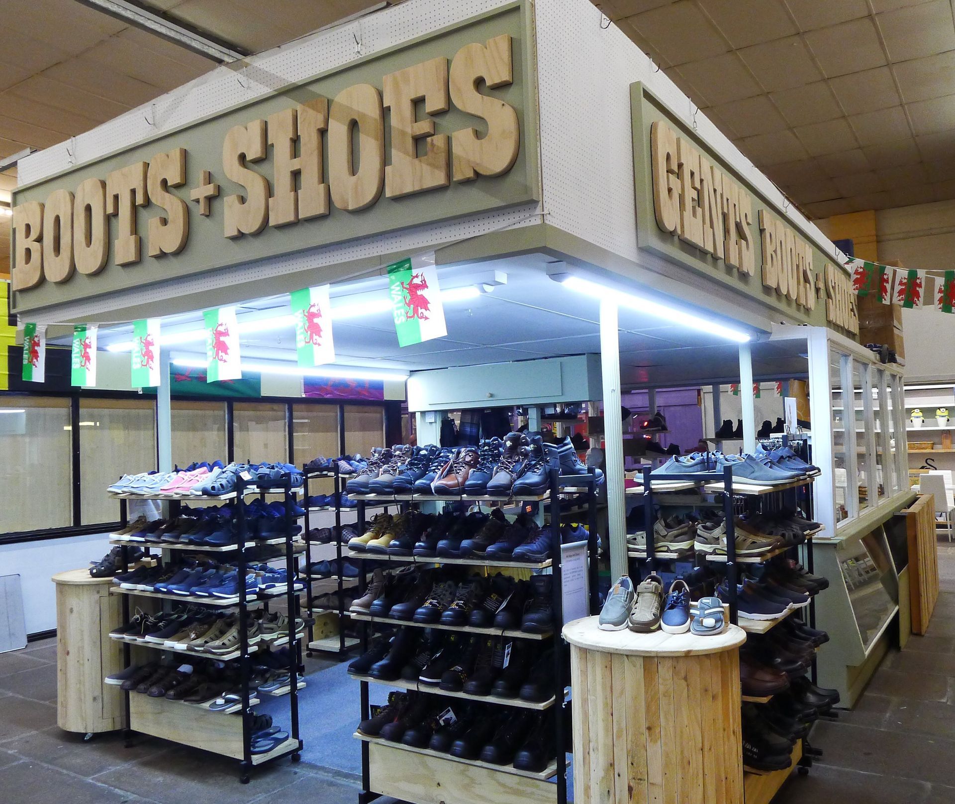 Market Sports & Leisure Goods