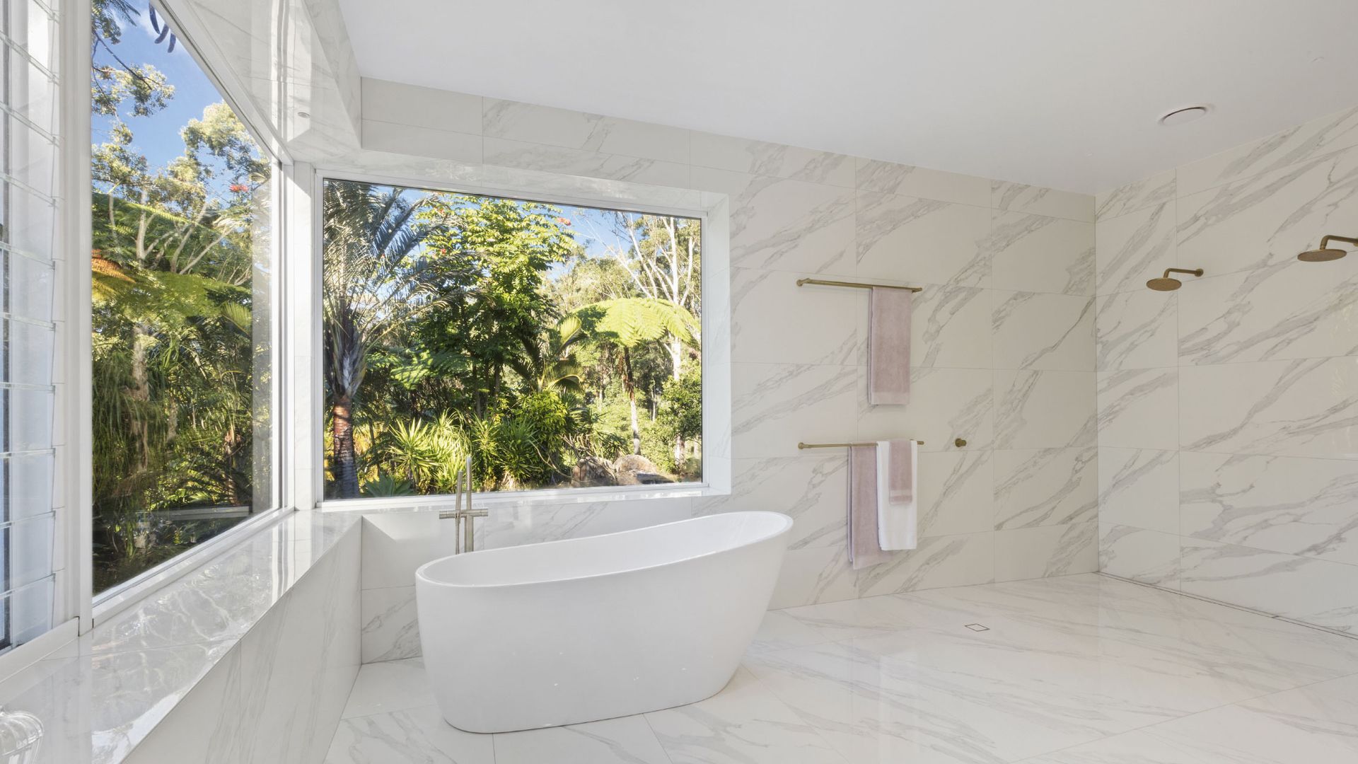 Modern En-Suite Bathroom With Shower Cabin — Expert Glaziers in Bowen, QLD
