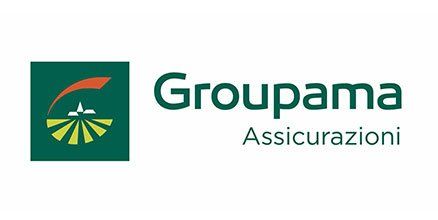 Logo di Groupama Assicurazioni: quadrato verde con arco arancione, testo verde e parola italiana