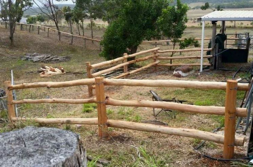 New Wooden Fence — Wetzler Pty Ltd In Marmor QLD