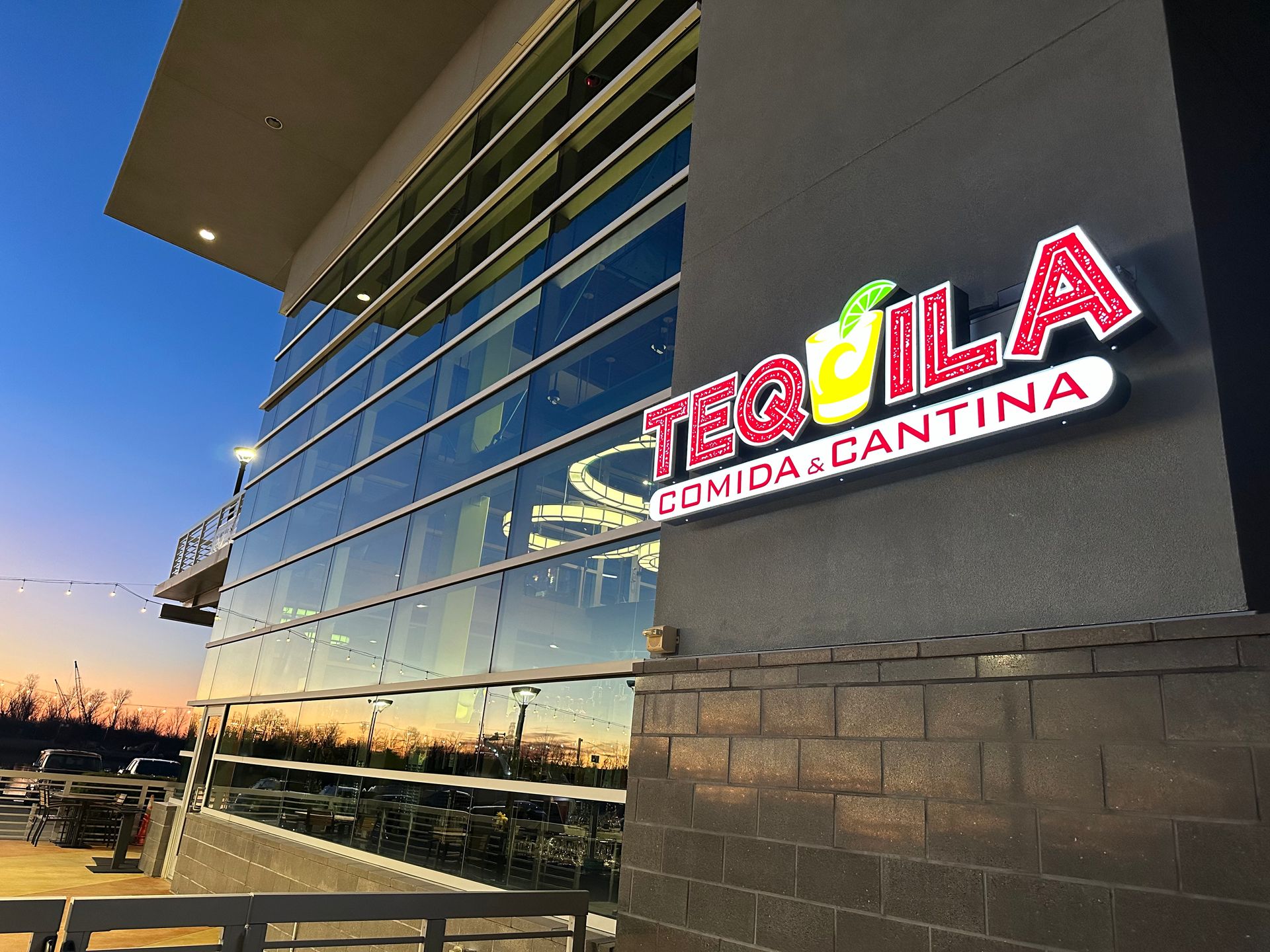 Dining in Wilmington Savor Local Flavors Near The Cove.