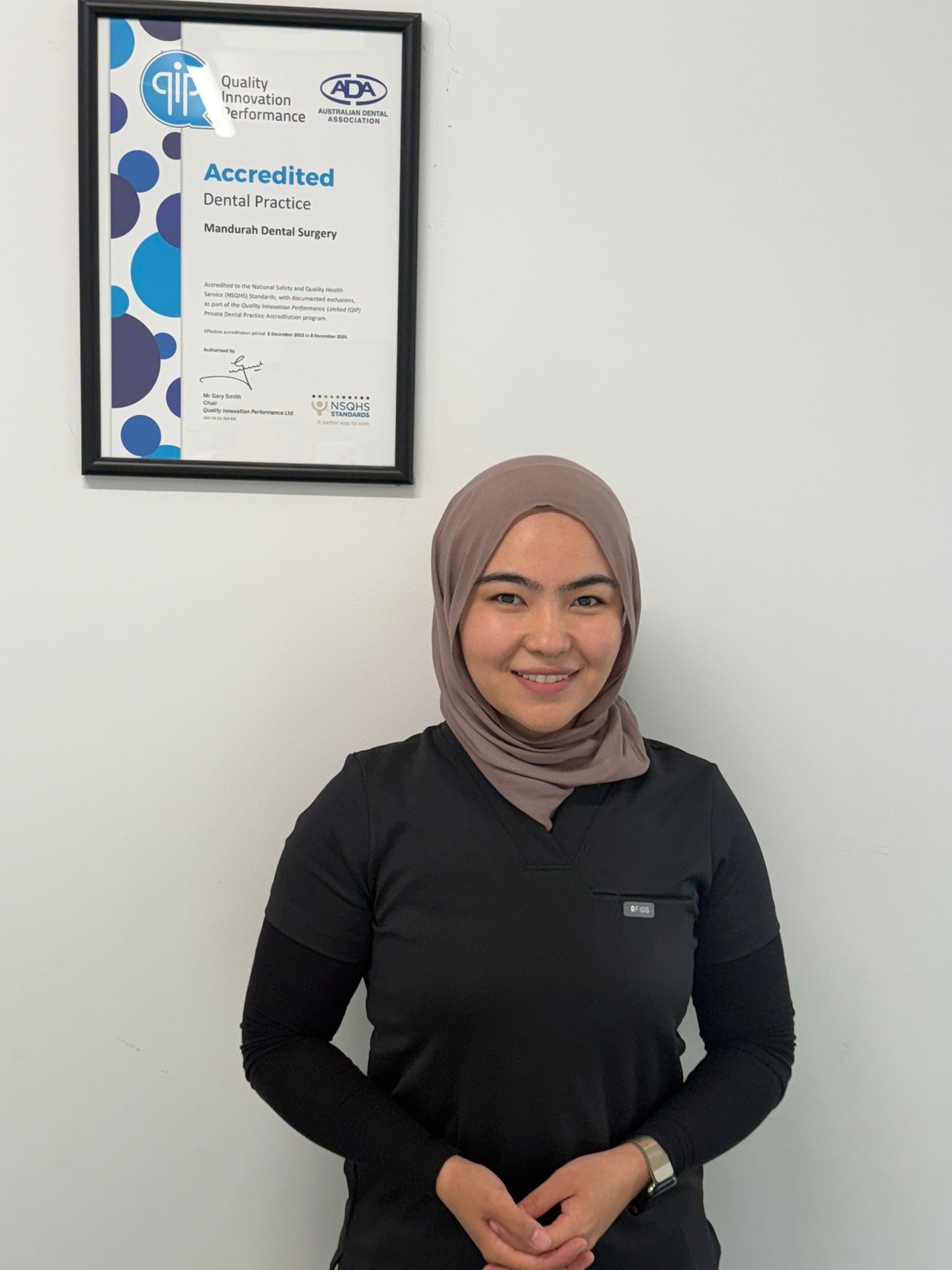 Naomi Blake - Hygienist Fatimah Sultani