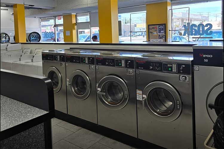 Soak Laundry is your go-to laundromat in North Hollywood! Learn about our North Hollywood location.