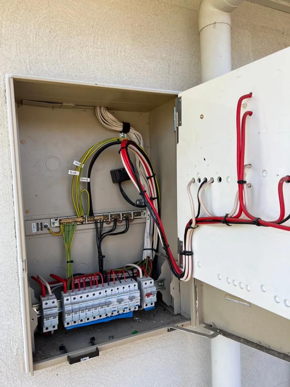A White Box with A Bunch of Wires Coming out Of It — Next Level Resources In Rockhampton, QLD