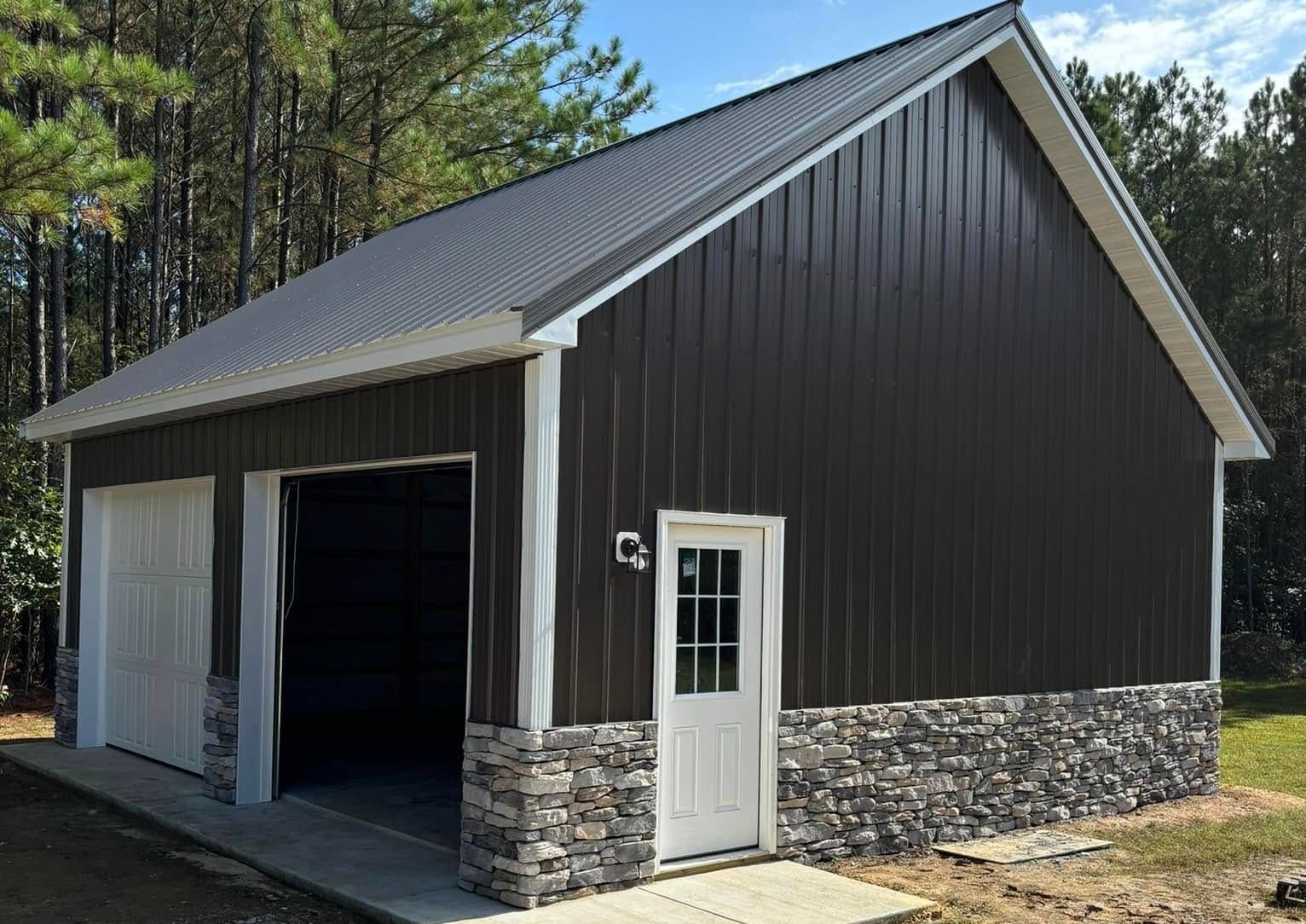 RESIDENTIAL 2 CAR GARAGE