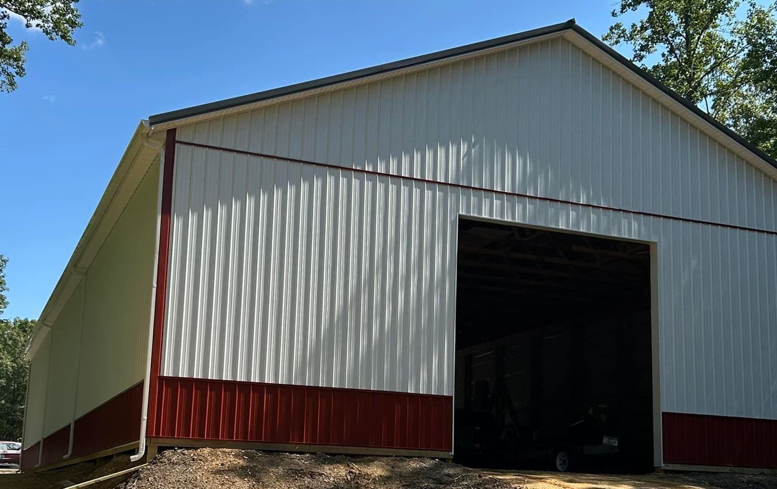 RESIDENTIAL 2 CAR GARAGE