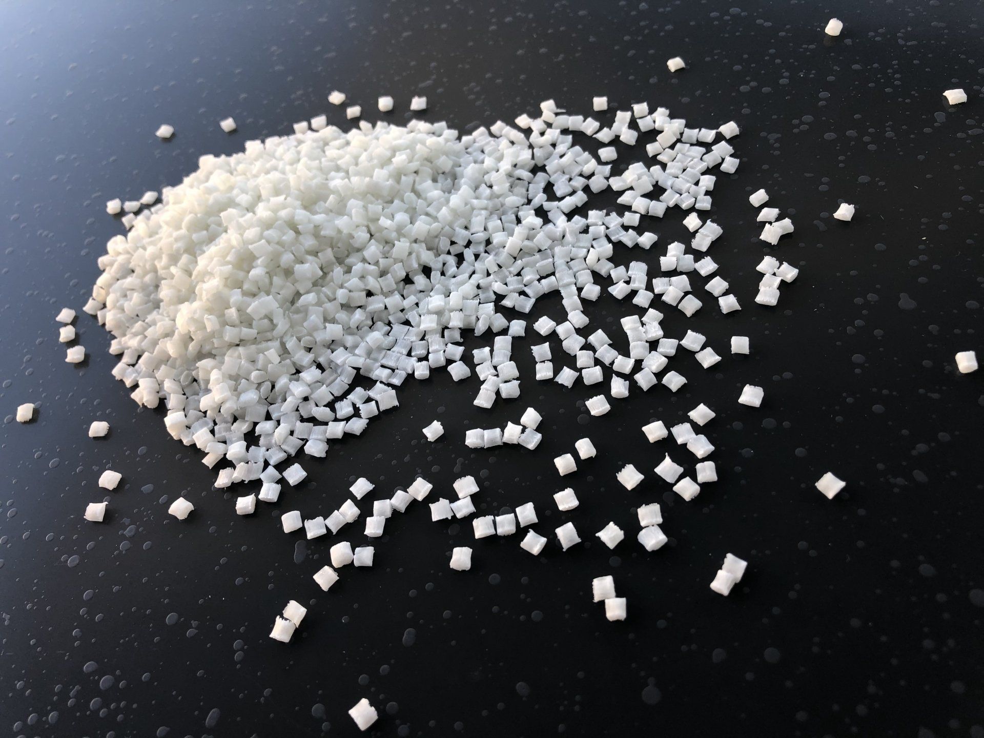 purging compound for plastics, injection molding, extrusion, screws & hot runners