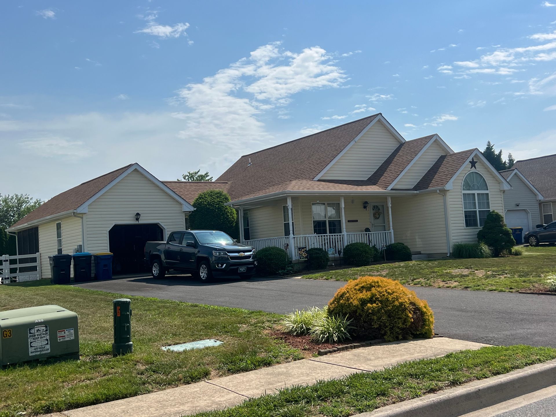 Biddle's Contracting residential roof replacement and home improvement project