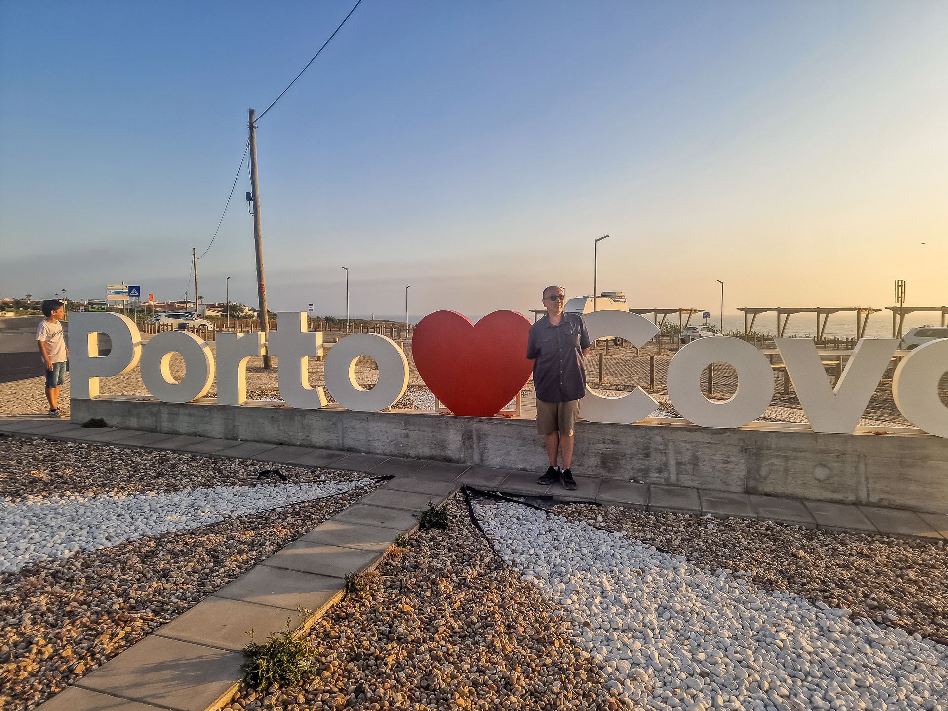 A stop in Porto Covo for a picture during a transfer from Lisbon to Algarve by the SW coast with Duca