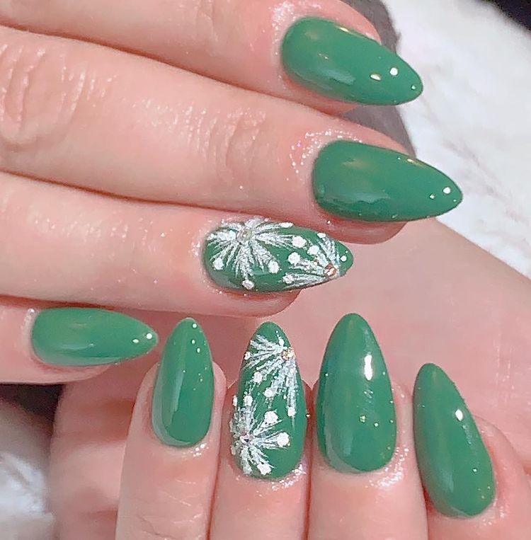 pedicure-nail