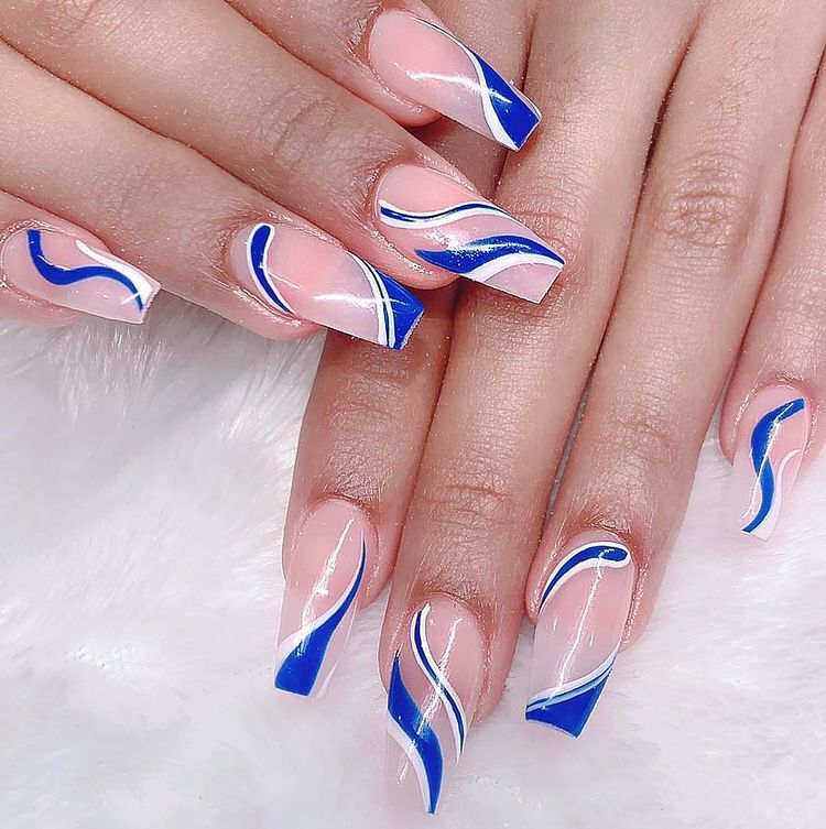 4 Types of Nail Extensions