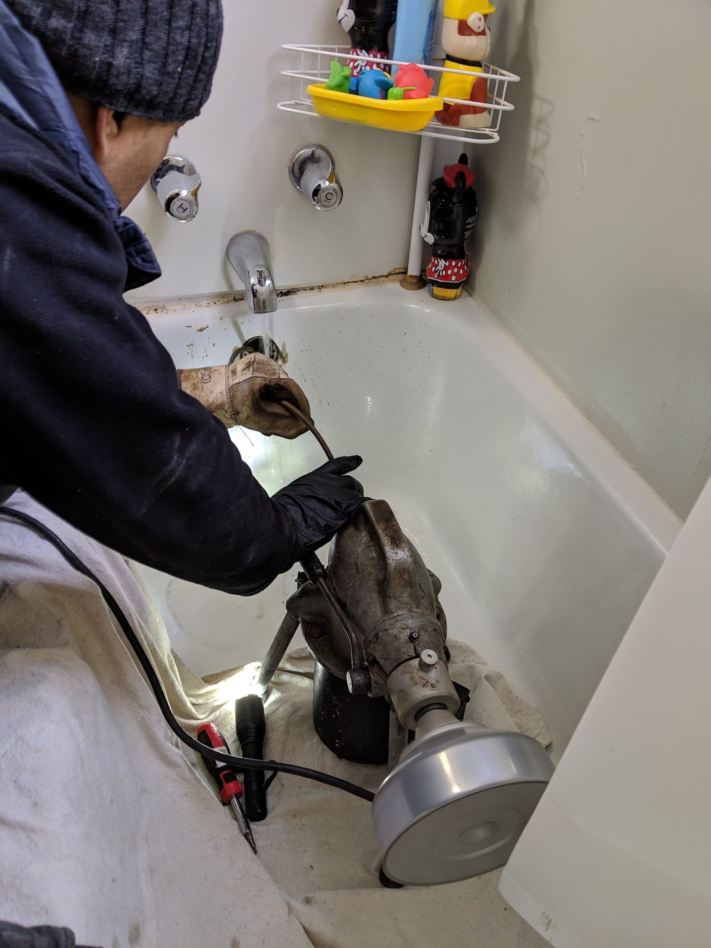 Chicago Tub Drain Cleaning by our Expert Plumber