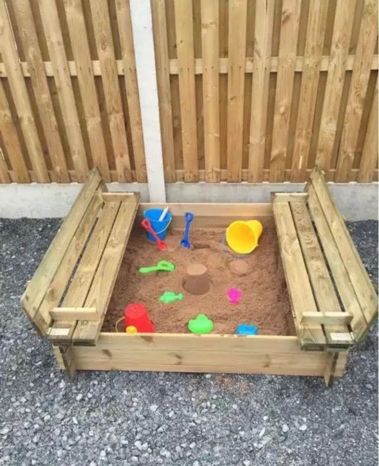 Sandpit with Folding Lid โ Seats