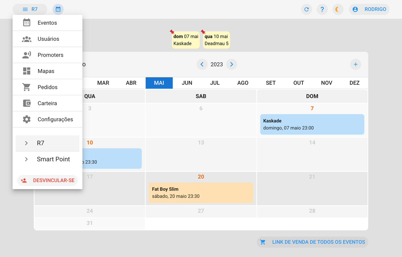 Um calendário na tela do computador.