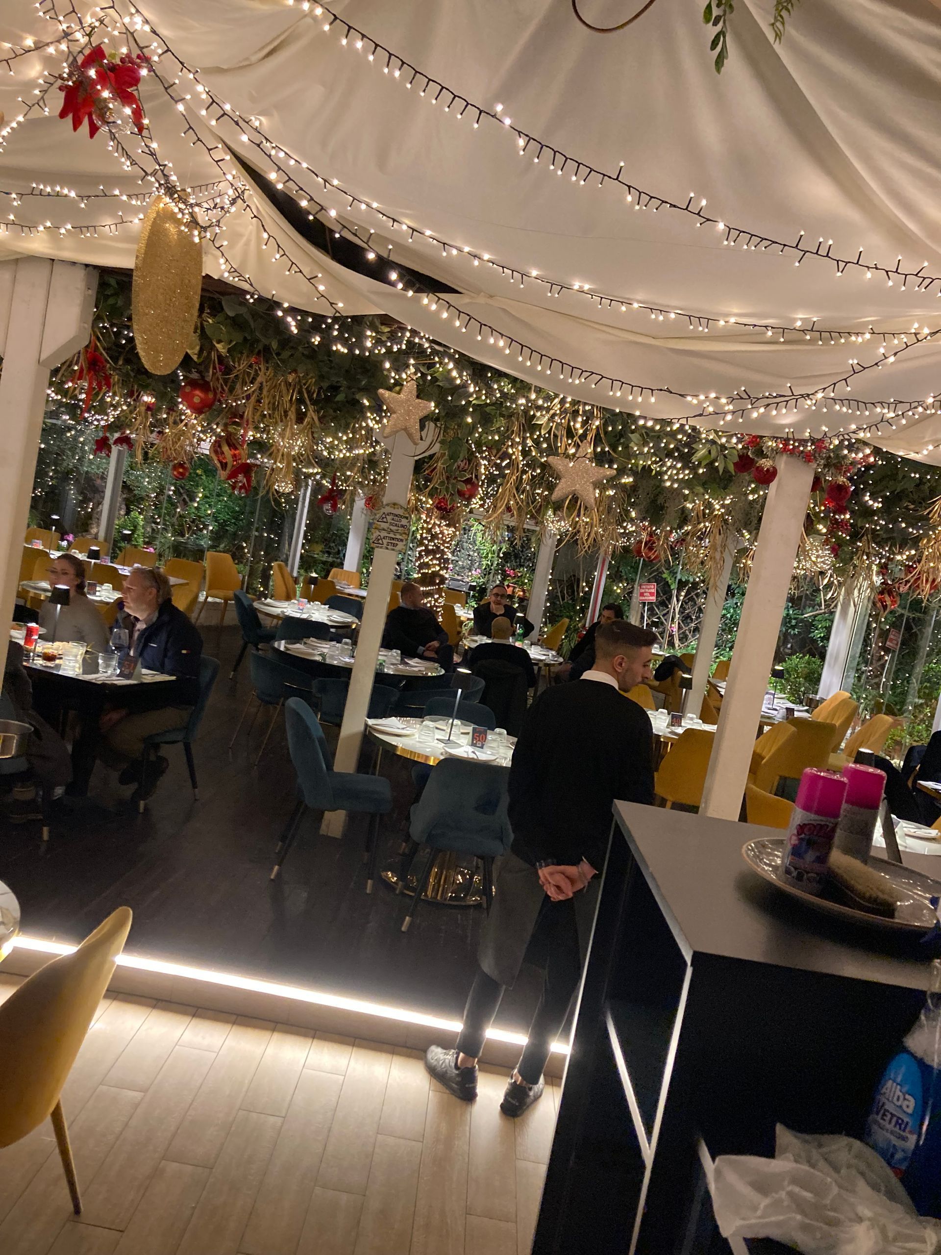 Addobbi natalizi per ristorante