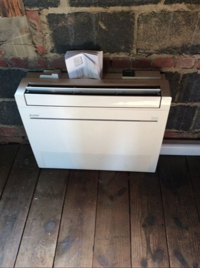 Mitsubishi floor mount