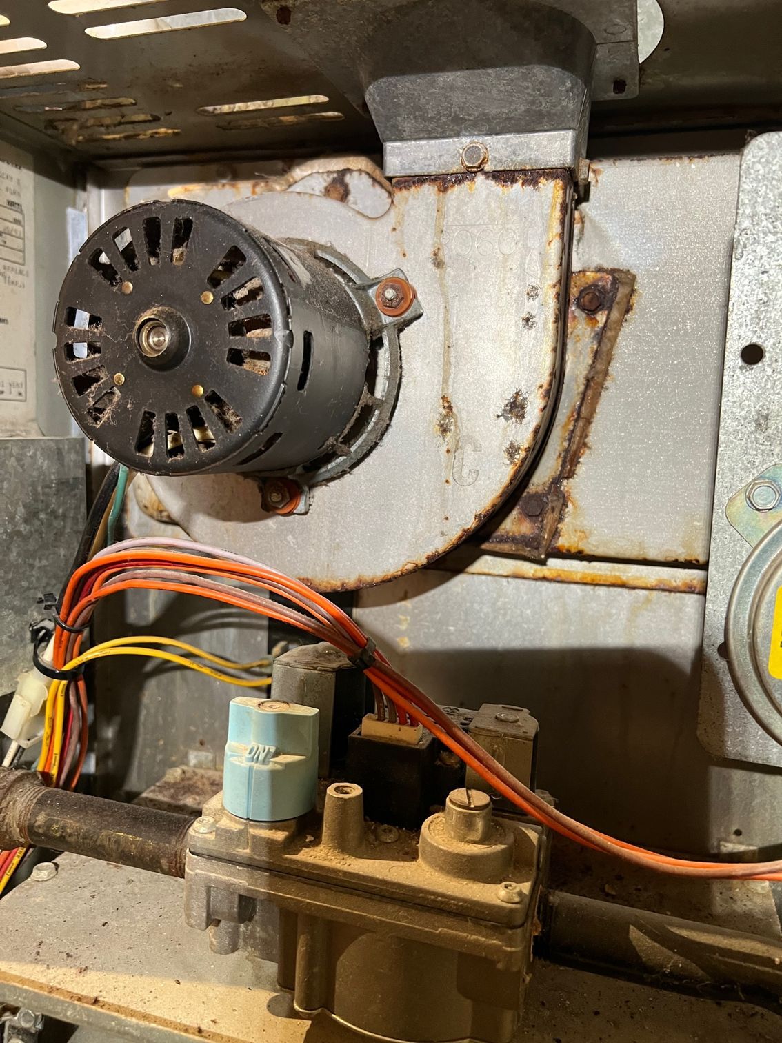 Gas furnace