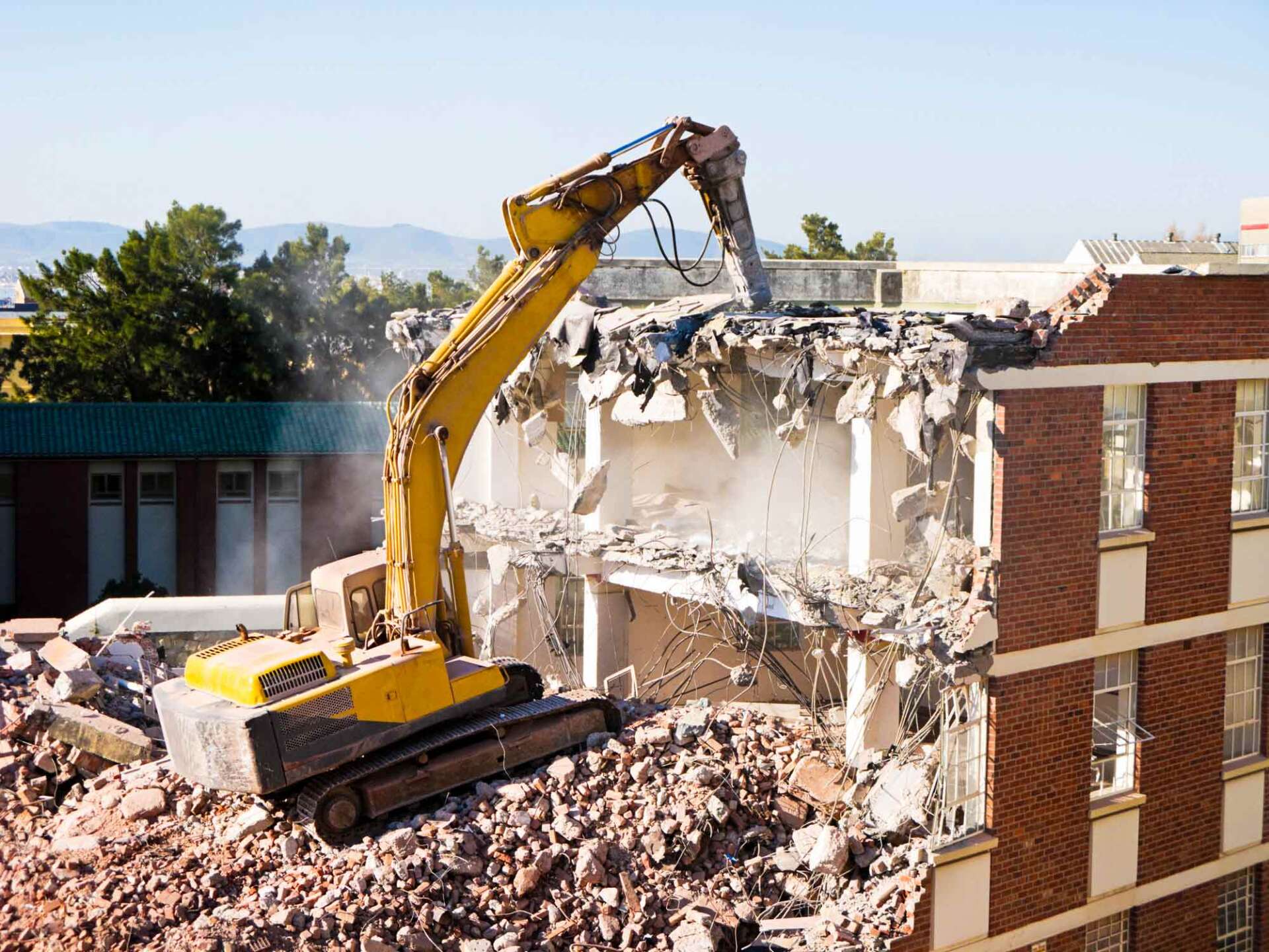 Demolition excavator with hydraulic jackhammer | Sydney, NSW | M & M Demolition Pty Ltd