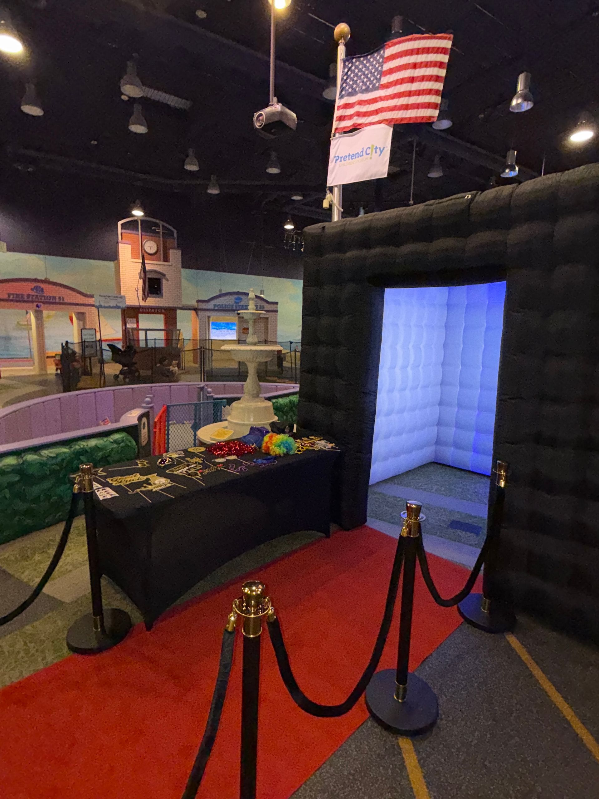 Enclosed Photo Booth in Los Angeles