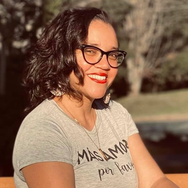 Doris Zelaya, Deaf Latina LPC at My Deaf Therapy, uses an eclectic approach including Reality Therapy and CBT.