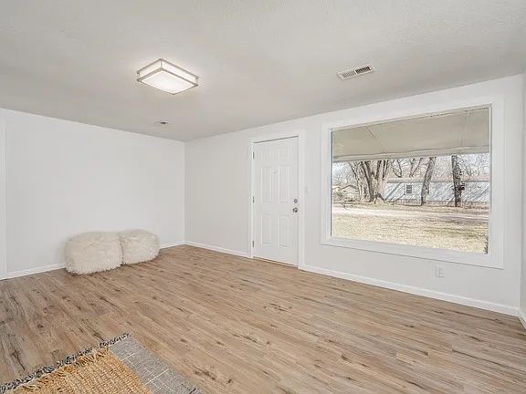 Make Ready and Clean Out Services in Wichita, Kansas