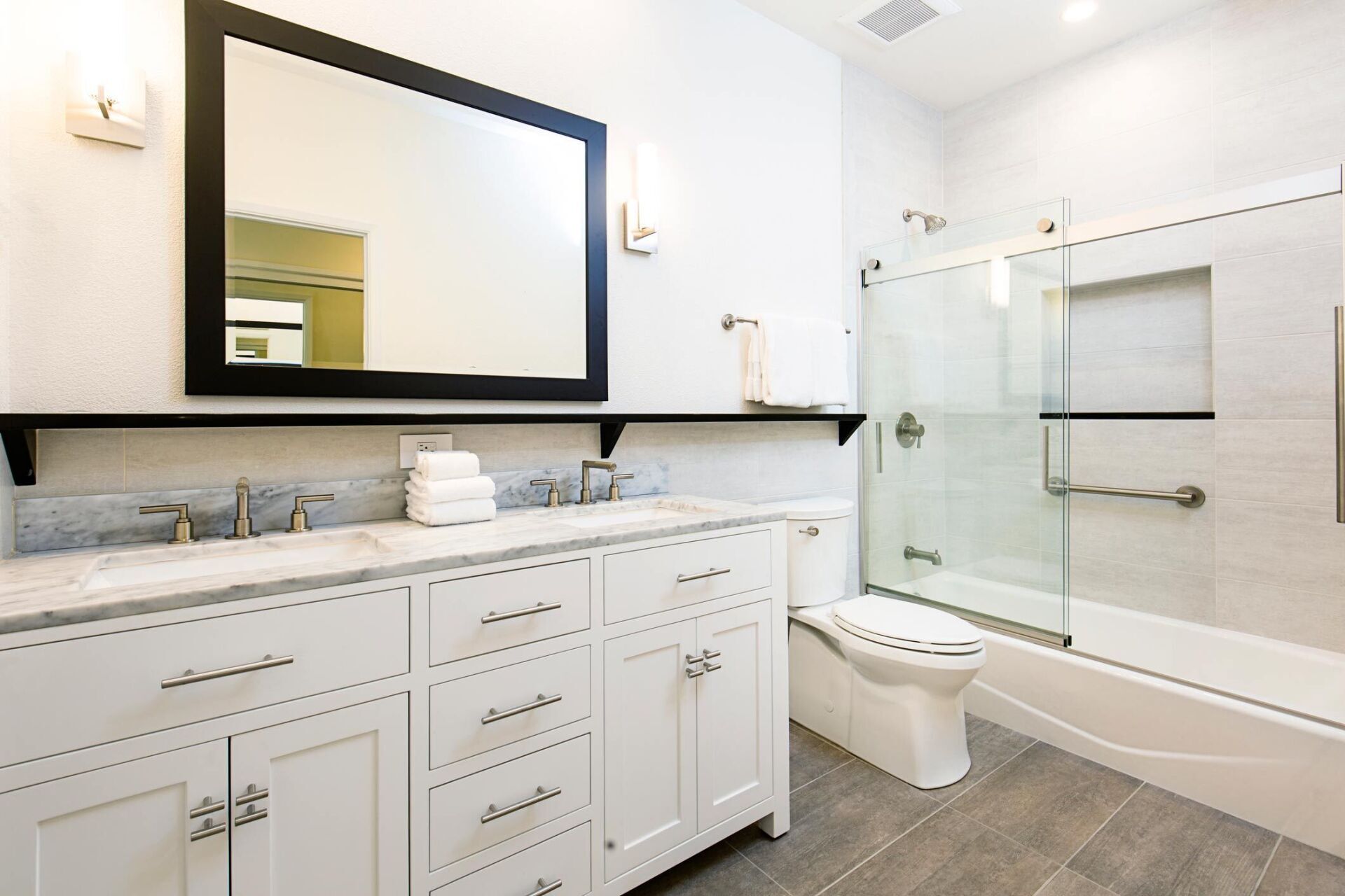 Contemporary Bathroom Design — Tampa, FL — Euro Glass Service