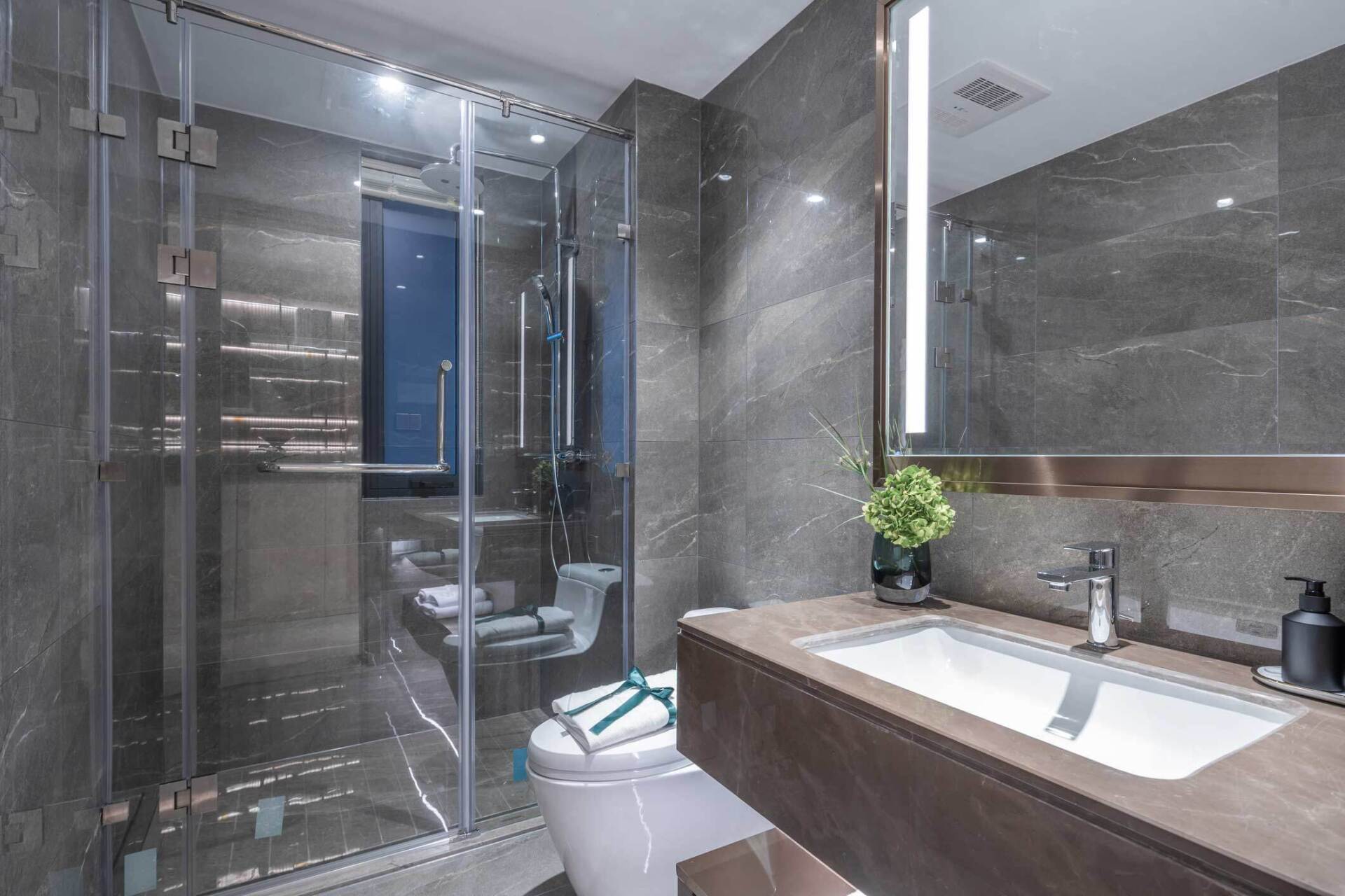 New Luxury Bathroom With Shower — Tampa, FL — Euro Glass Service