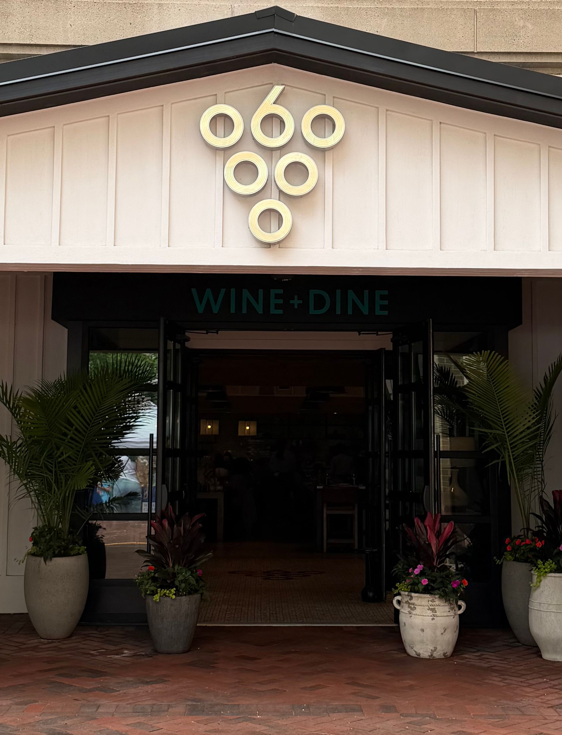 Sixty Vines
Reston, Virginia