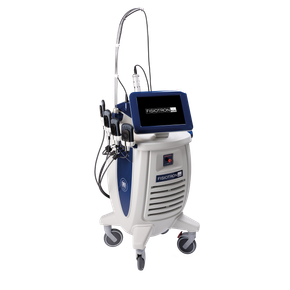 Dispositivo laser medicale portatile bianco e blu su ruote con display touchscreen e manipolo integrato.