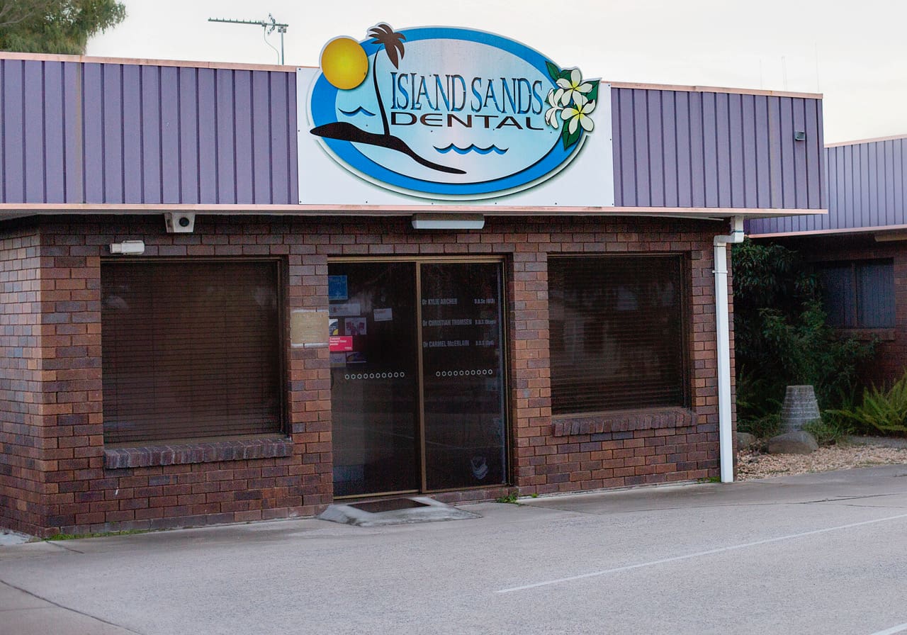 Island Sands Dental  — Island Sands Dental in Boyne Island, QLD
