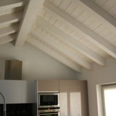 Legno verniciato
