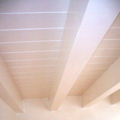 Legno verniciato