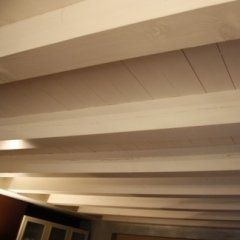 Legno verniciato
