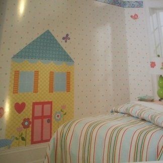 Carta da parati con una casa disegnata