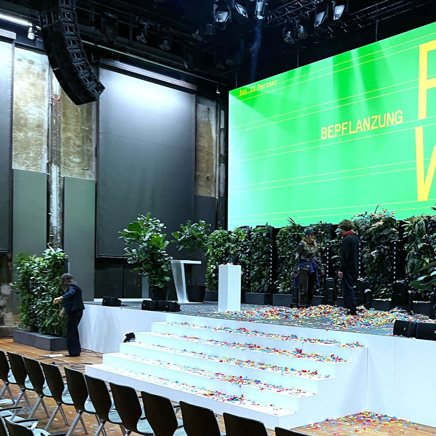 spektakel pflanzenwand