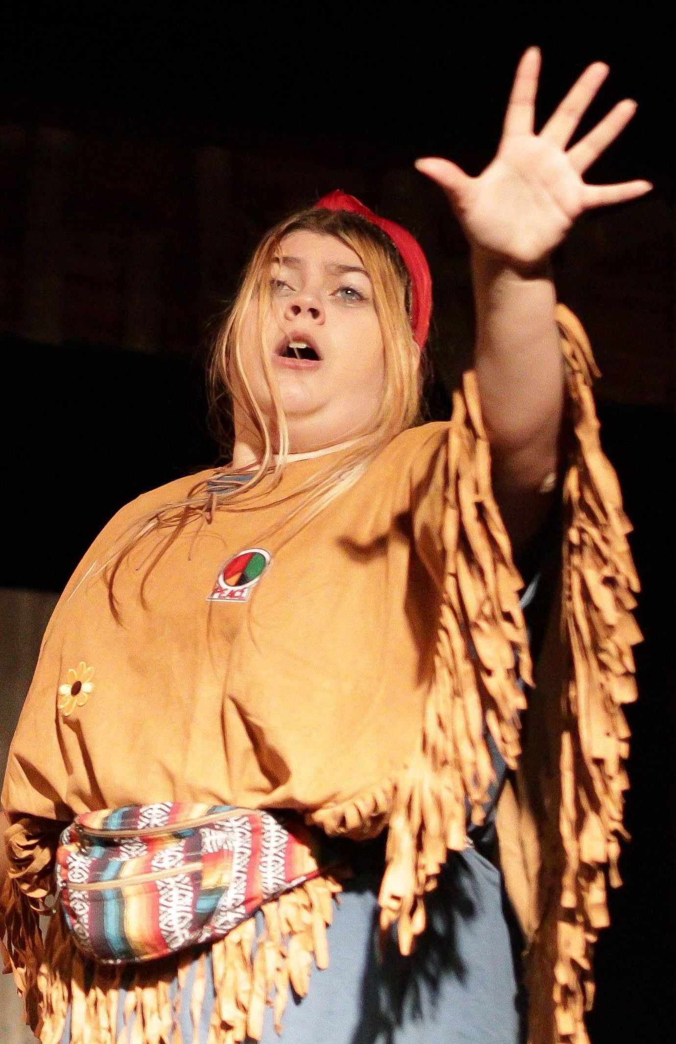 Tia Cobb playing the character Samantha.