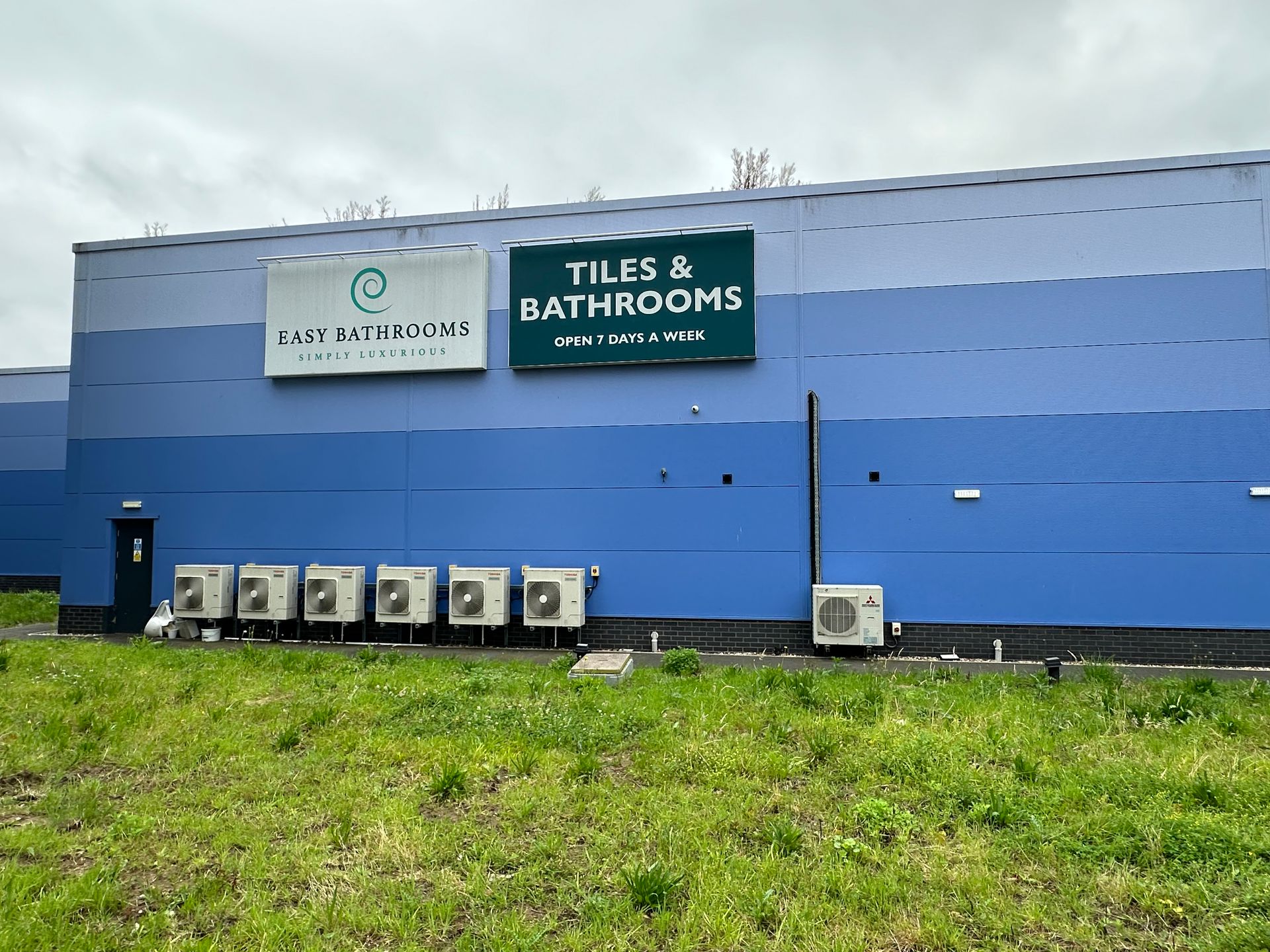 Commercial & Industrial Gutter Cleaning UK | Nationwide Coverage