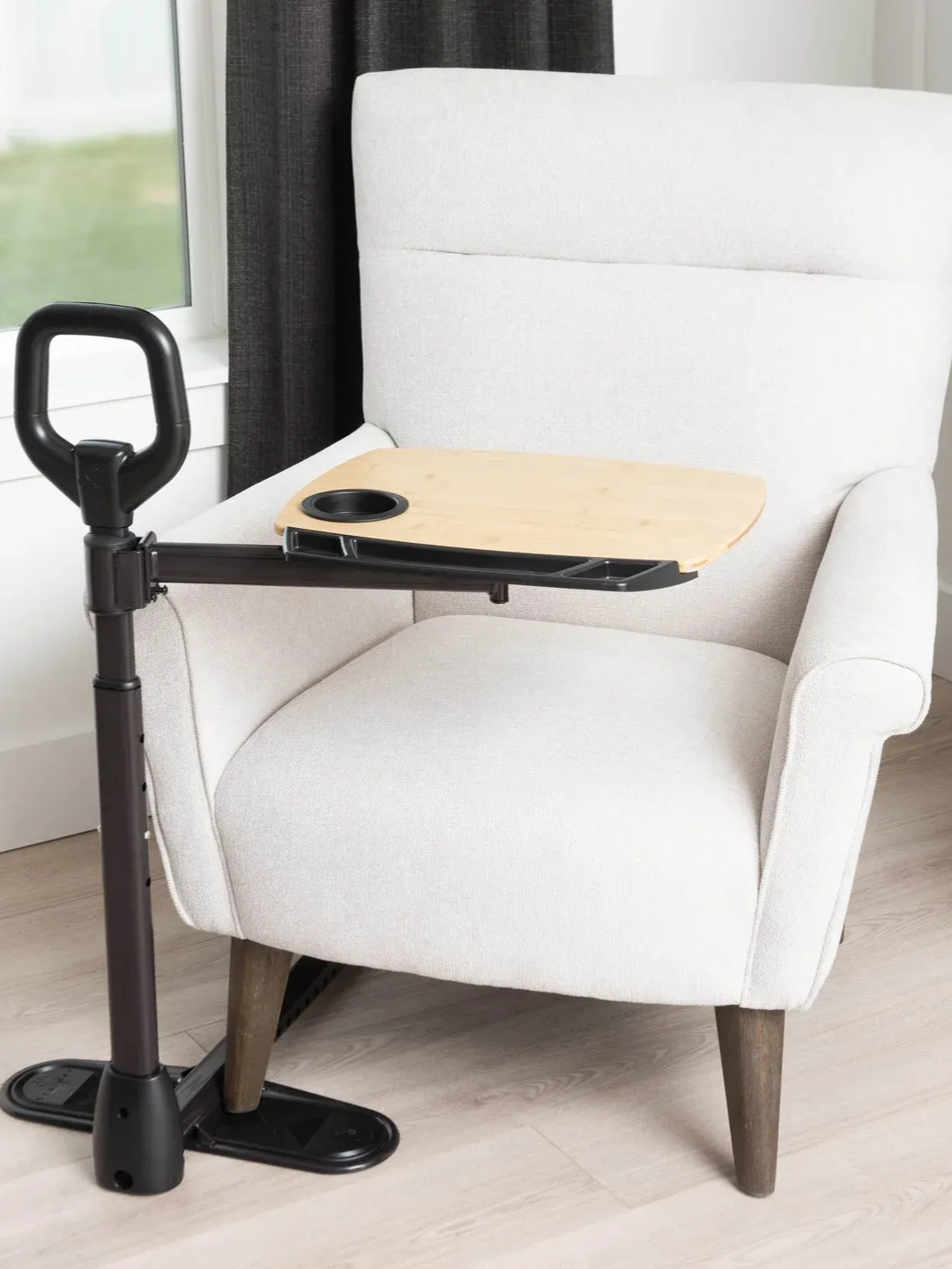 Tables / Trays