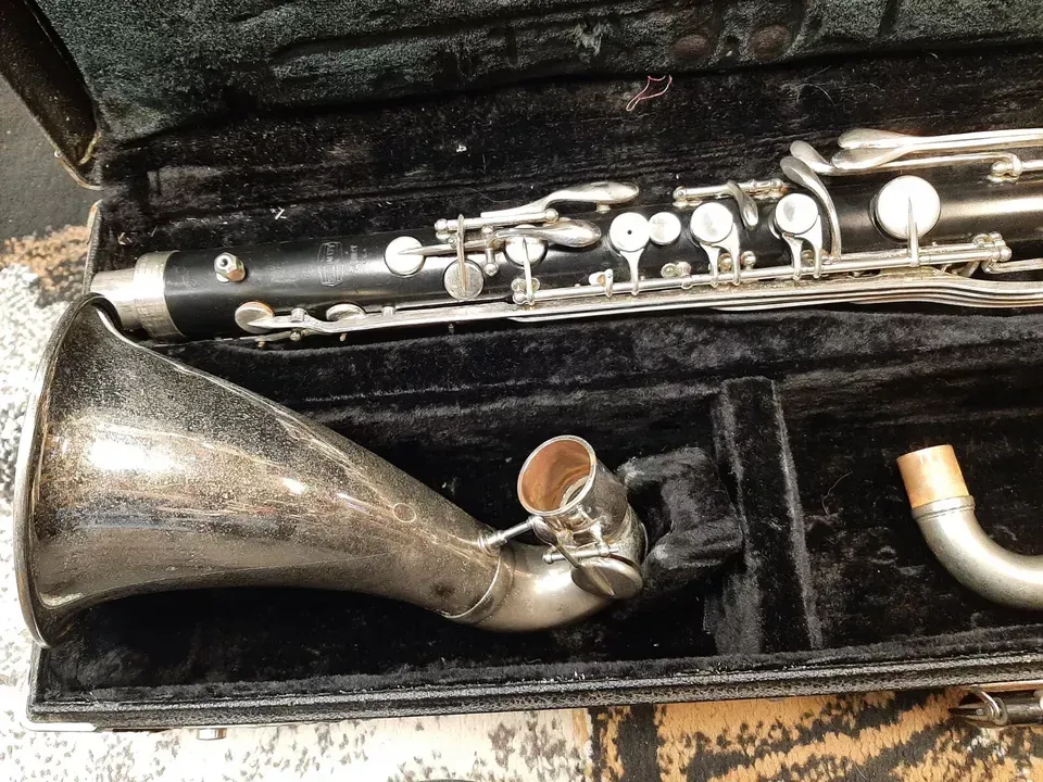 Bass Clarinet Selmer Bundy Plastic