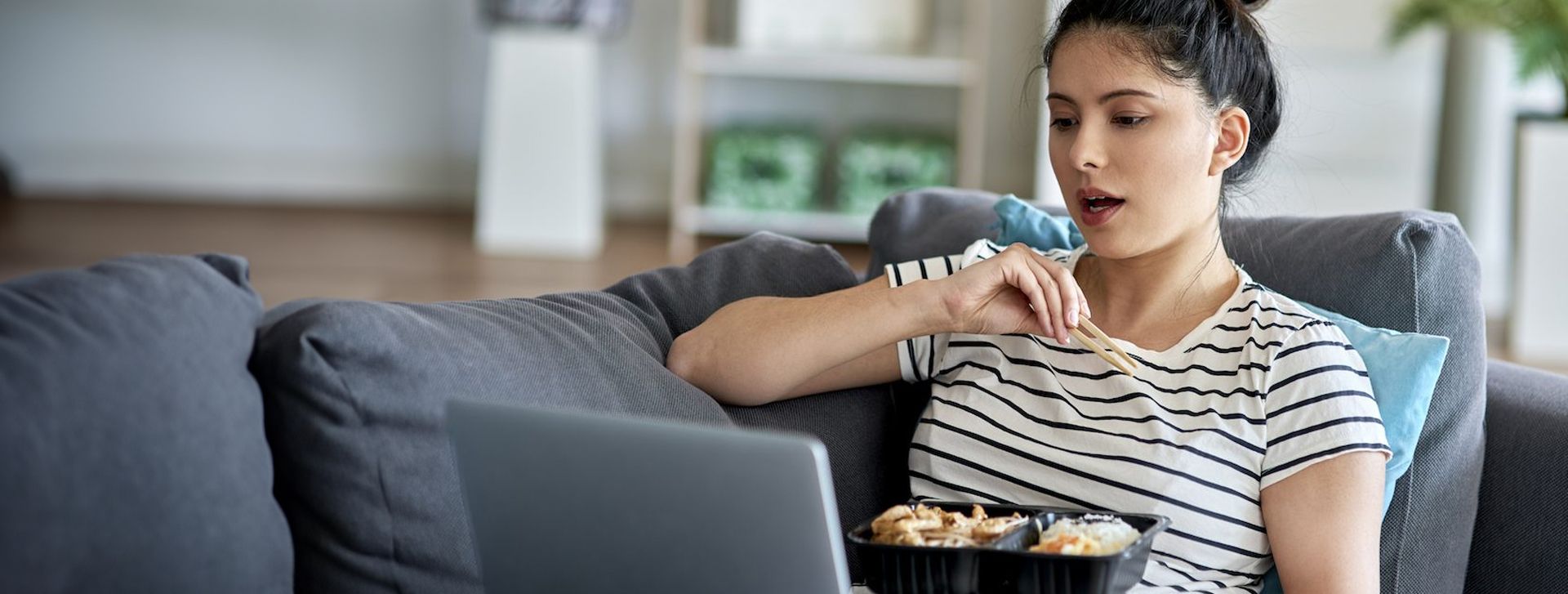 The 3 Stages of Eating During A Pandemic