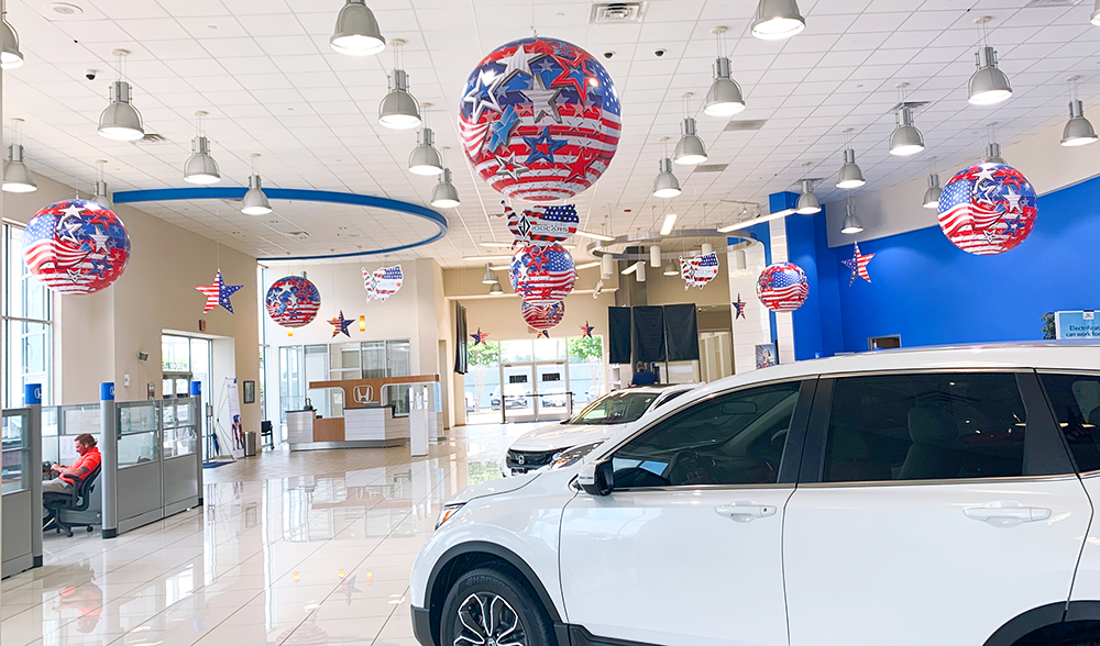 Giant Balloons for Car Dealerships | Balloon Innovations