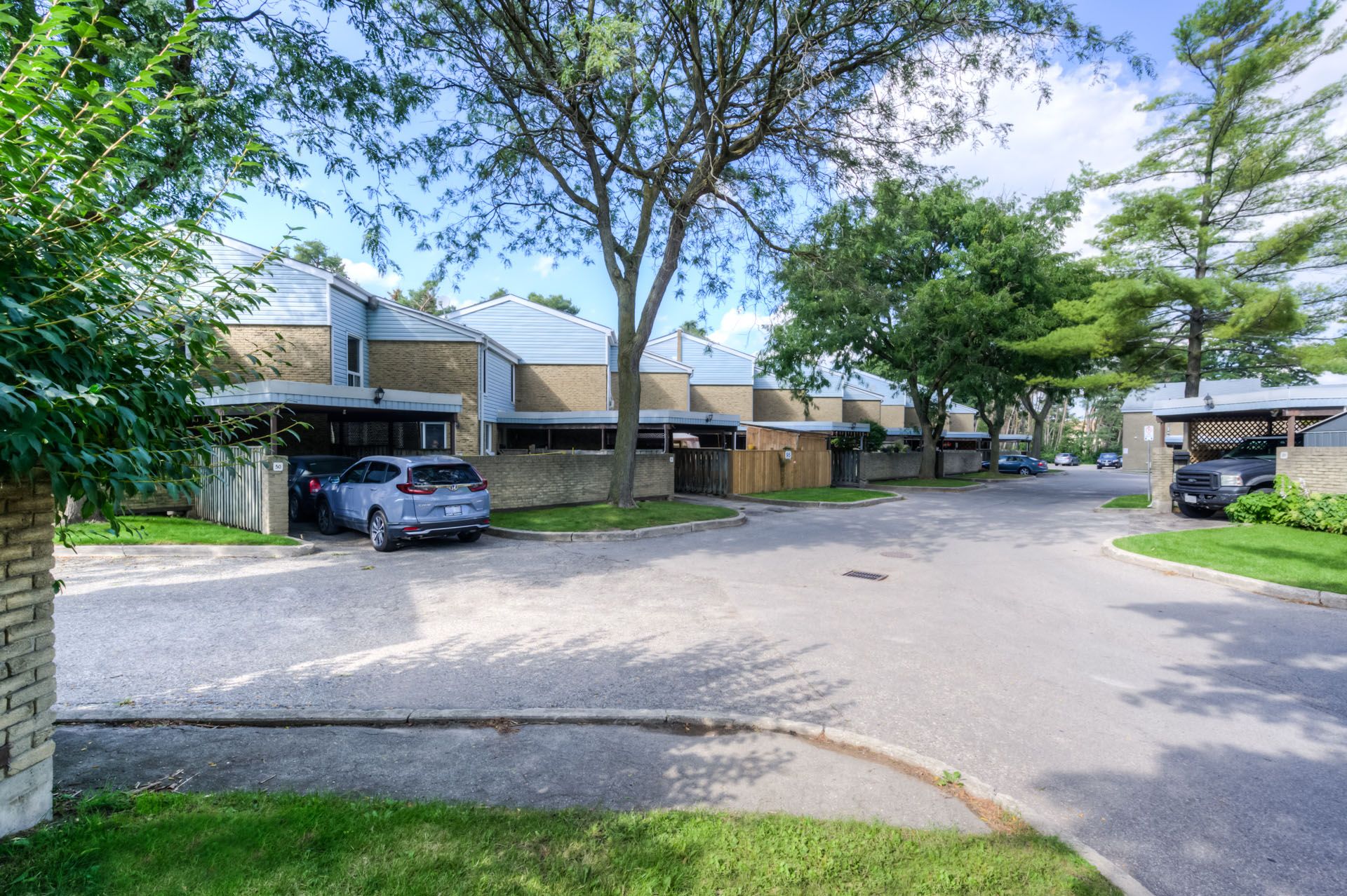 Apartment Gallery 33, 39, 91, 95 & 99 Burns Drive