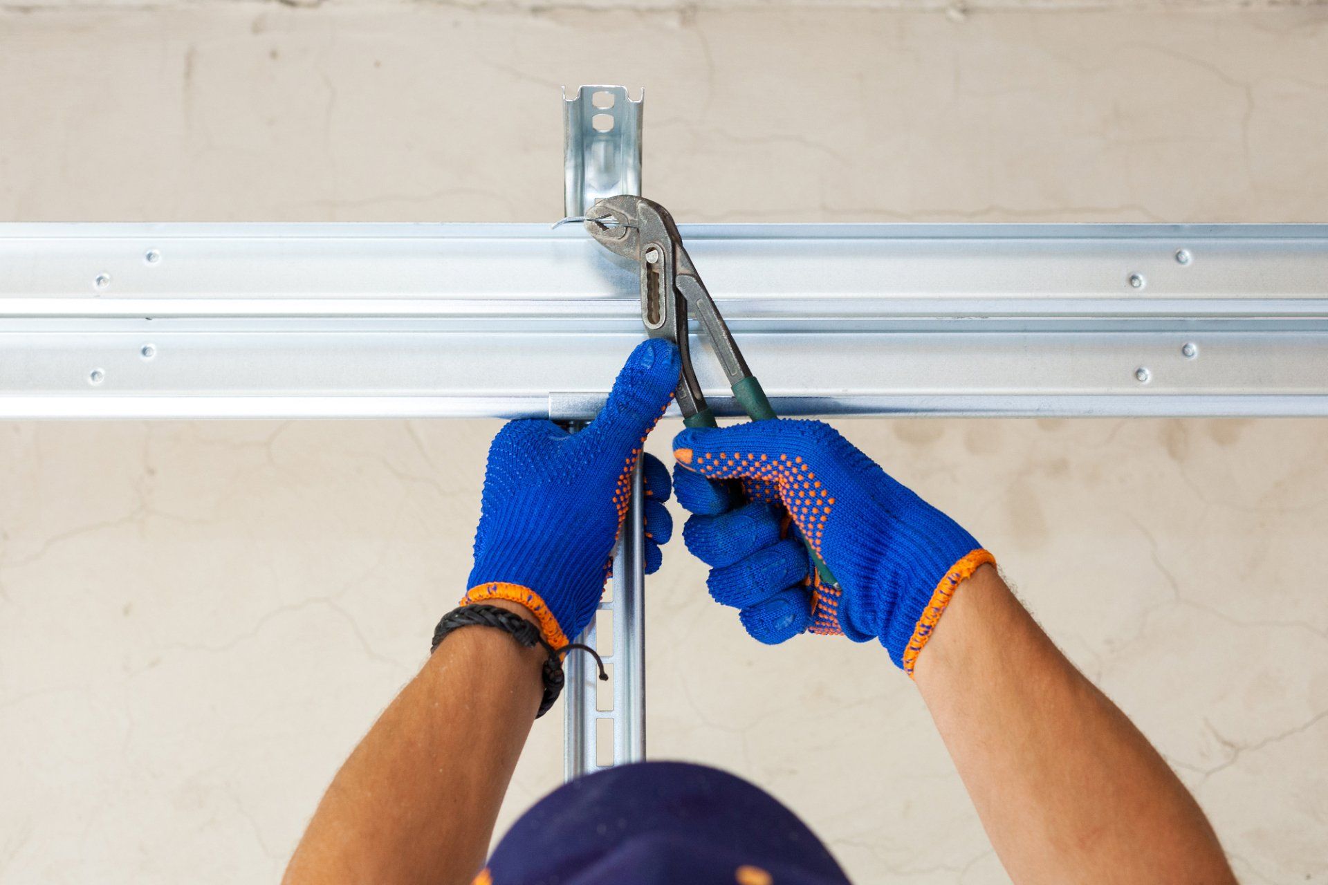 Garage Door Repair in Noblesville, IN | The Garage Door Guys, LLC Garage Door Repair in Noblesville, IN | The Garage Door Guys, LLC