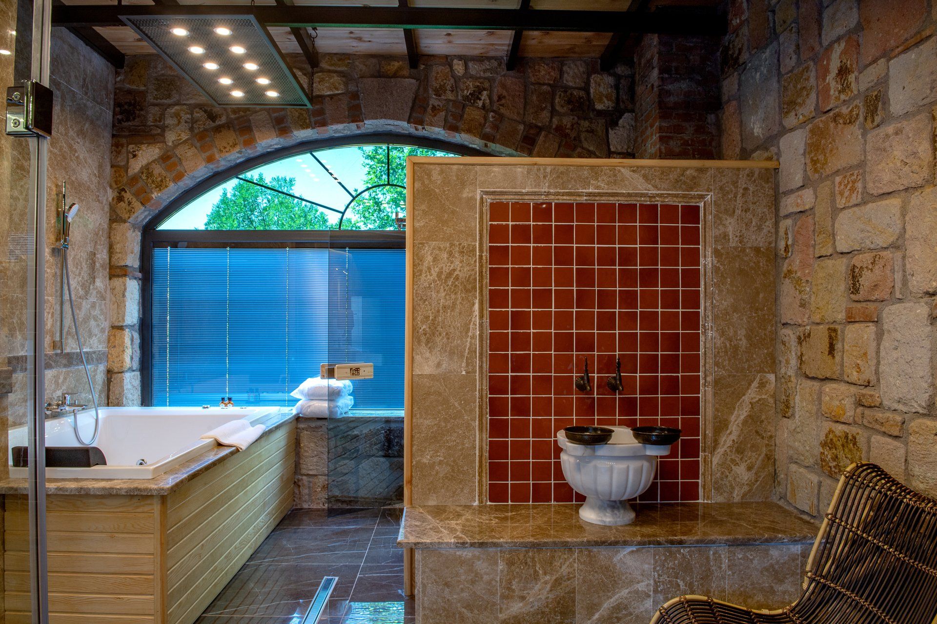 King Suite Bathroom