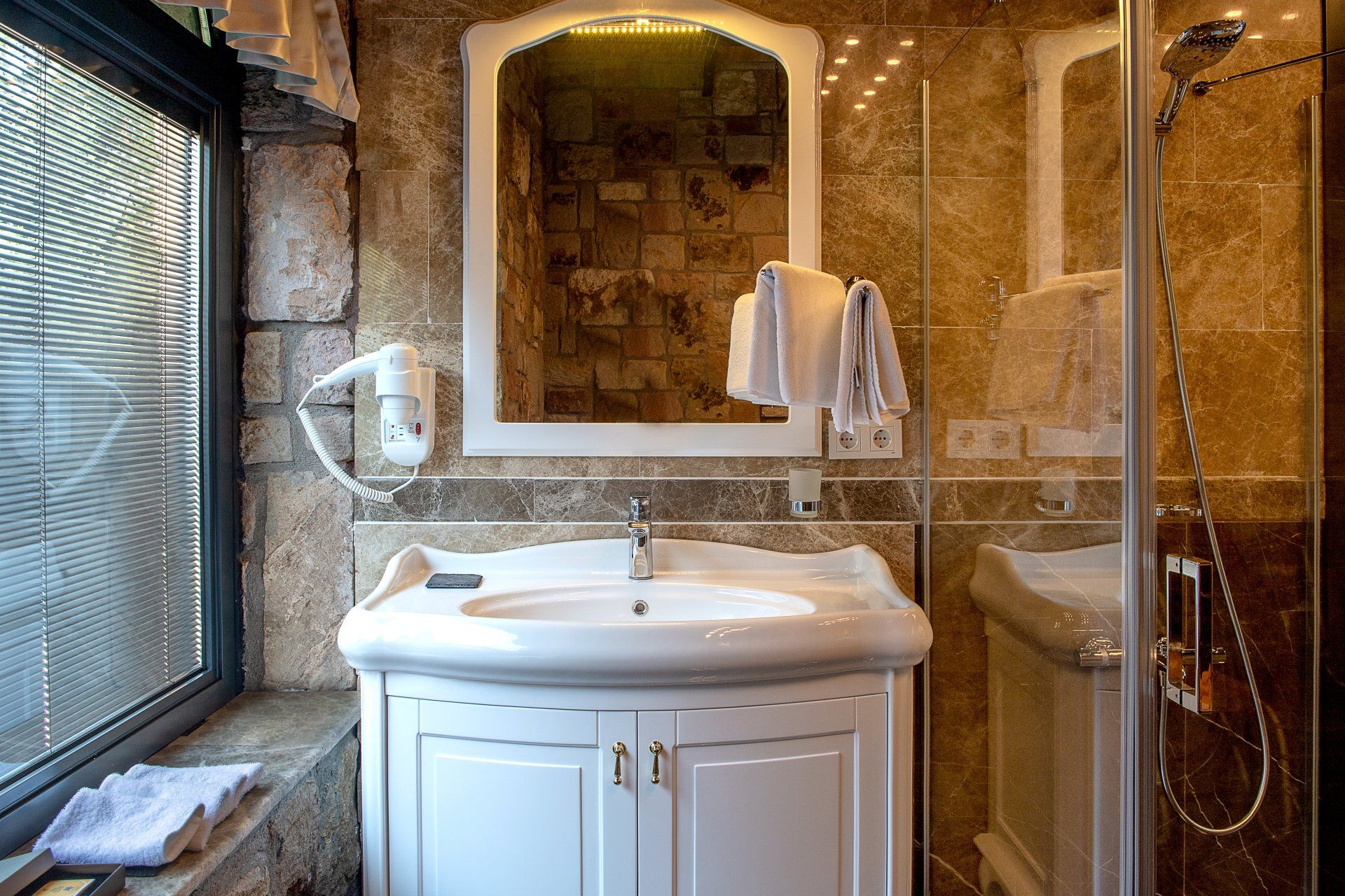 King Suite Bathroom