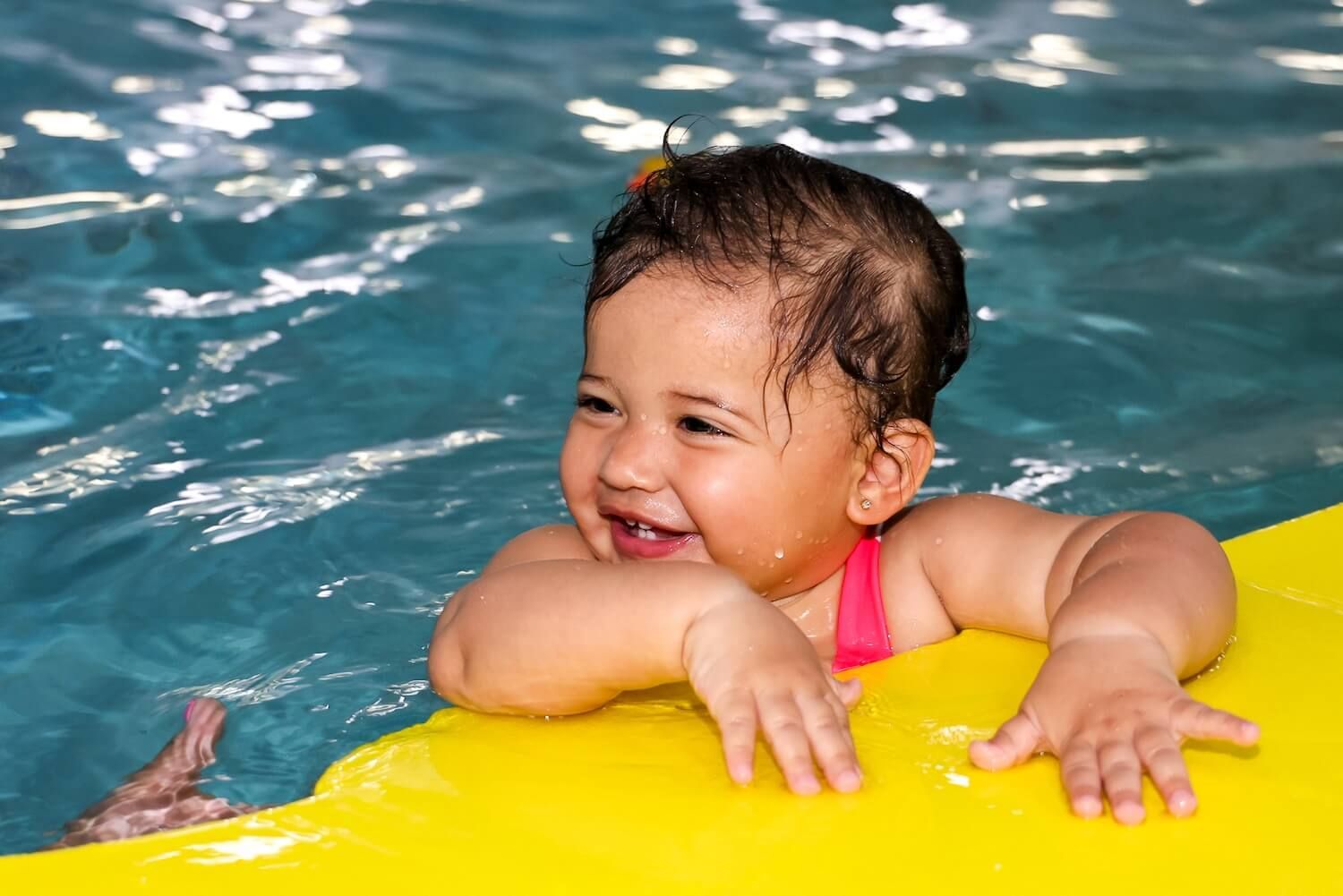 at-what-age-can-a-child-swim-independently
